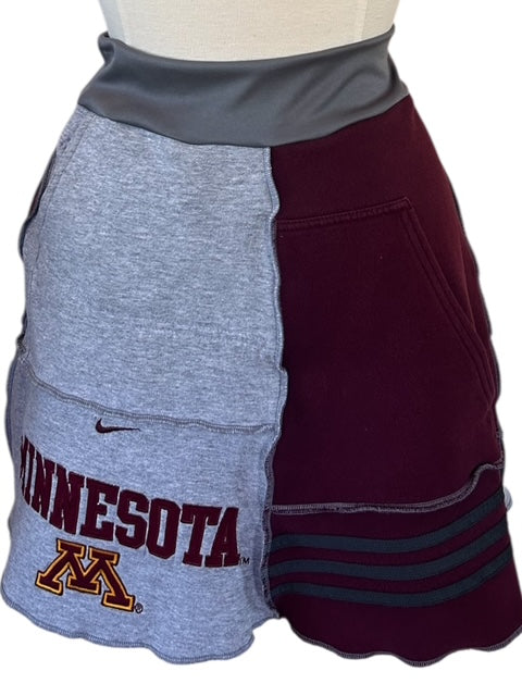 X-Large University of Minnesota Sweatshirt Skirt image 1