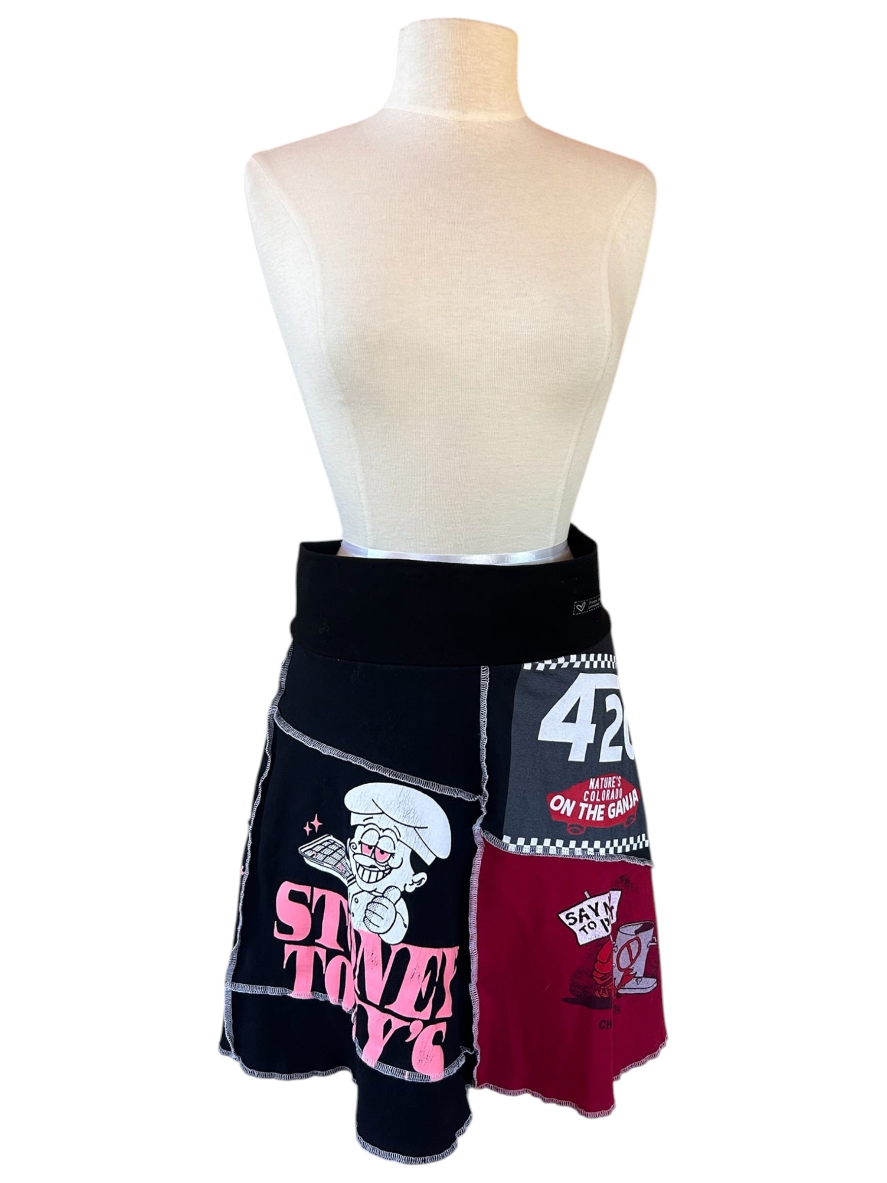 Size X-Large 420 Ganga Wake and Bake T-Shirt Skirt image 1