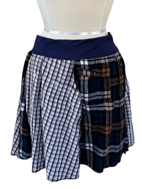 Size Large Blue Plaid Skirt with Pockets image 1