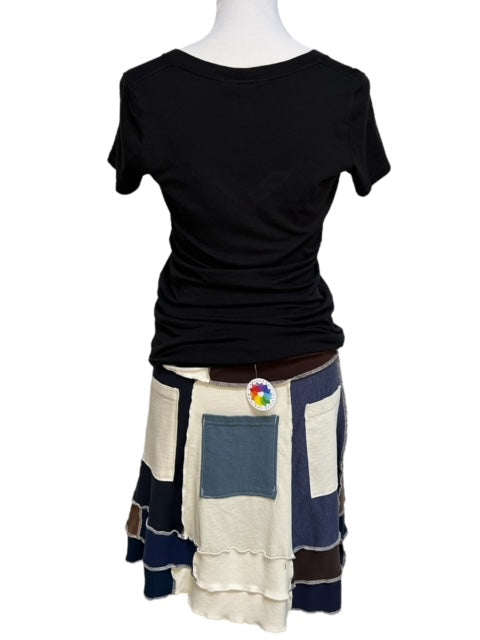 X-Large Upcycled Pocket T-Shirt Skirt image 3