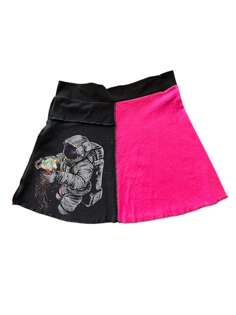 Size X-large Pink and Black T-shirt Skirt with a Pocket image 3