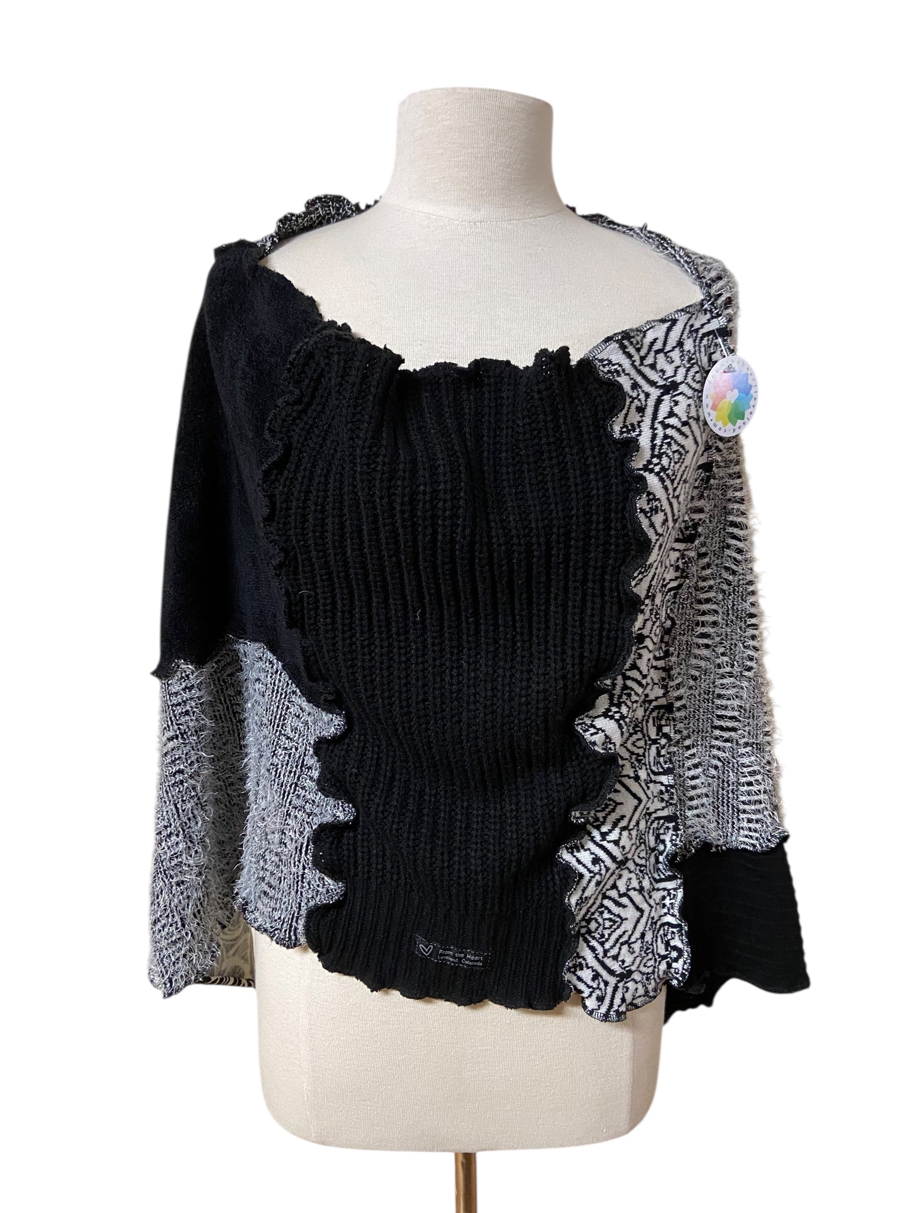 One Size Black and White Poncho image 2