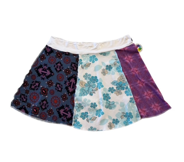 Size 1x - 2x Plus Size Upcycled Mini Skirt image 1