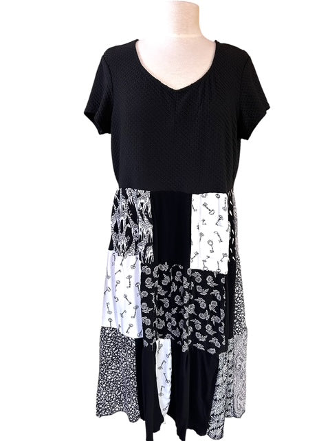 Size Large Black and White Patchwork Dress