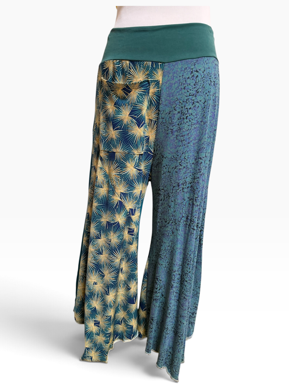 Size Large Patchwork Capri