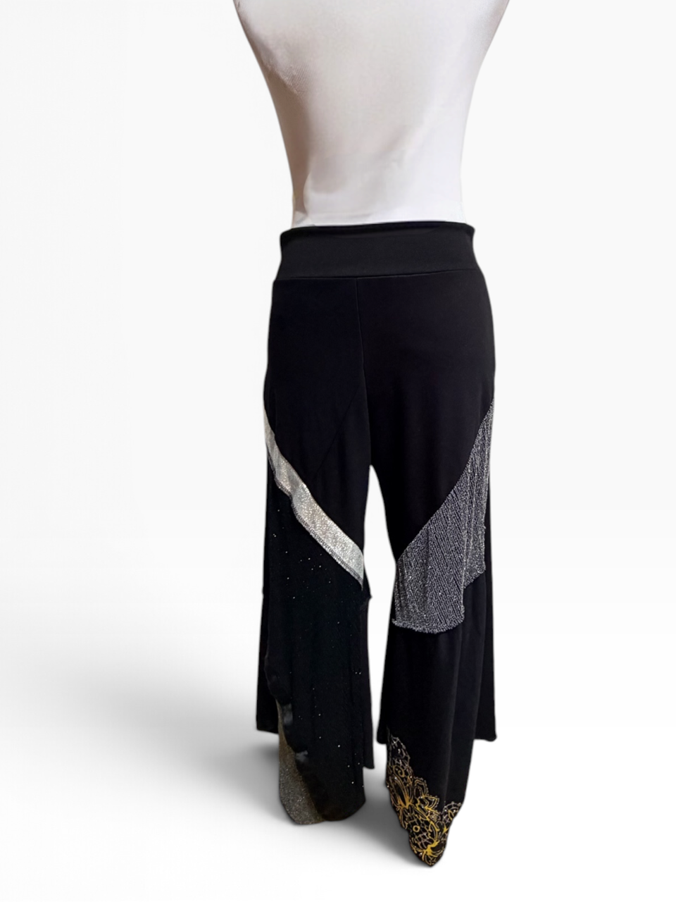 Size Medium Patchwork Capri