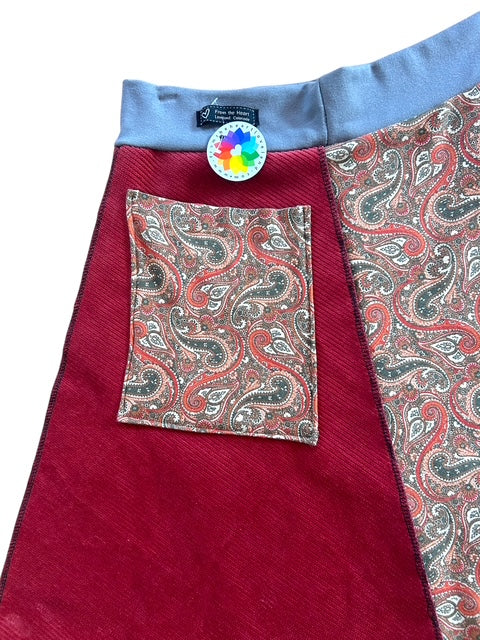 Size Large Peanuts Halloween Skirt