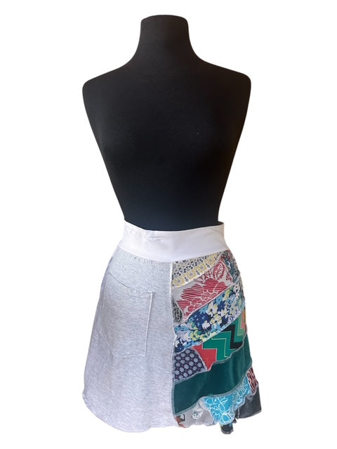 Size small patchwork skirt with a pocket