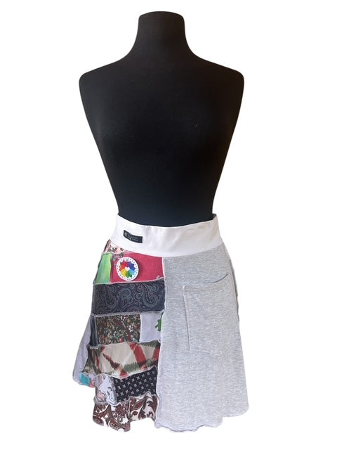Size small patchwork skirt with a pocket