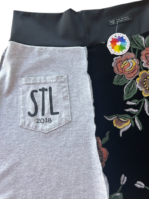 Size Medium Upcycled T-Shirt Skirt image 7