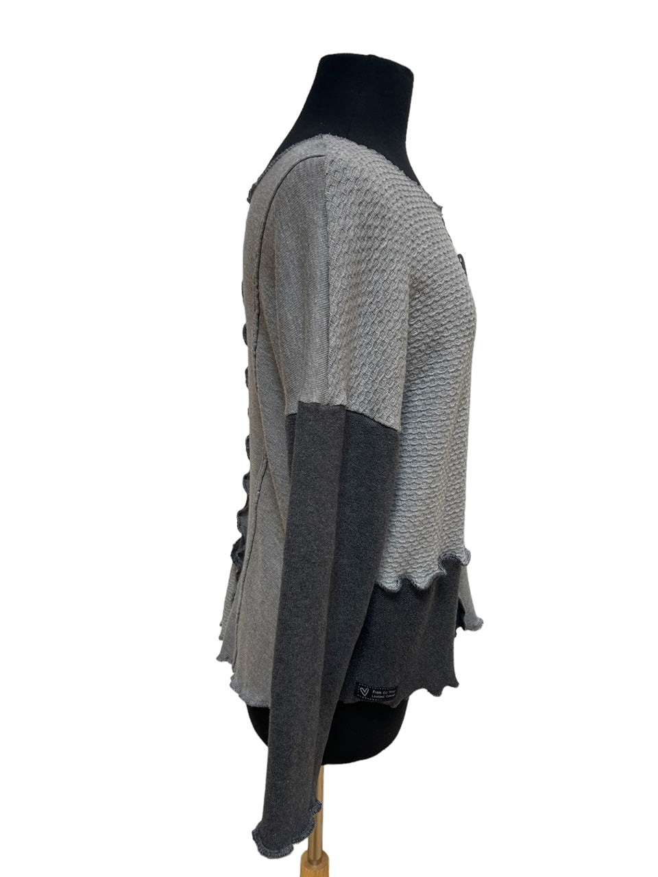 Size Small/Medium Gray Argyle Patchwork Sweater image 4