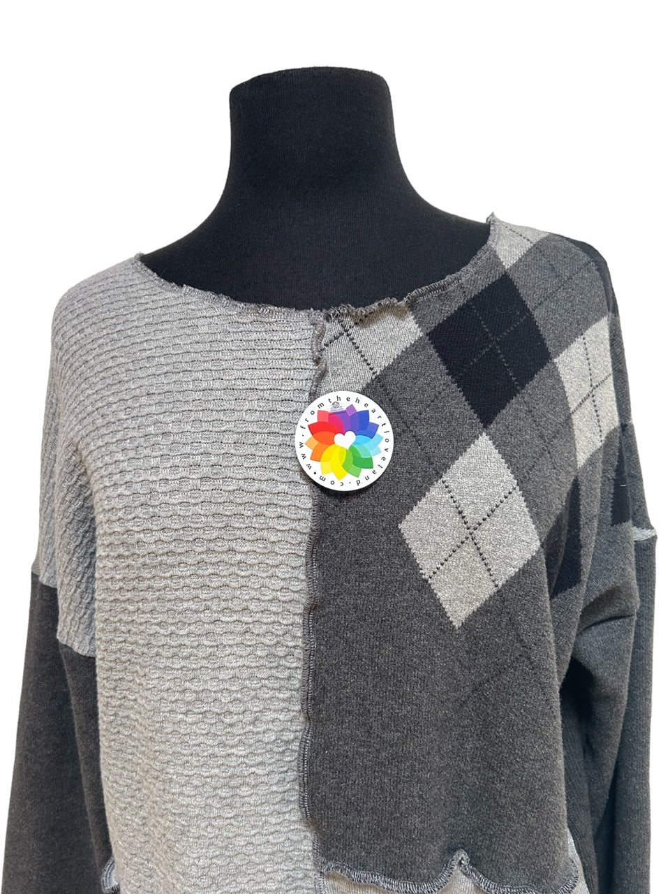 Size Small/Medium Gray Argyle Patchwork Sweater image 6